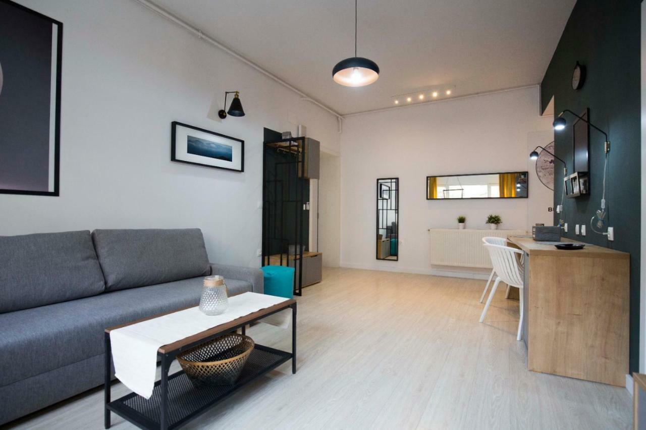 Ideal Apartment Bucarest Esterno foto